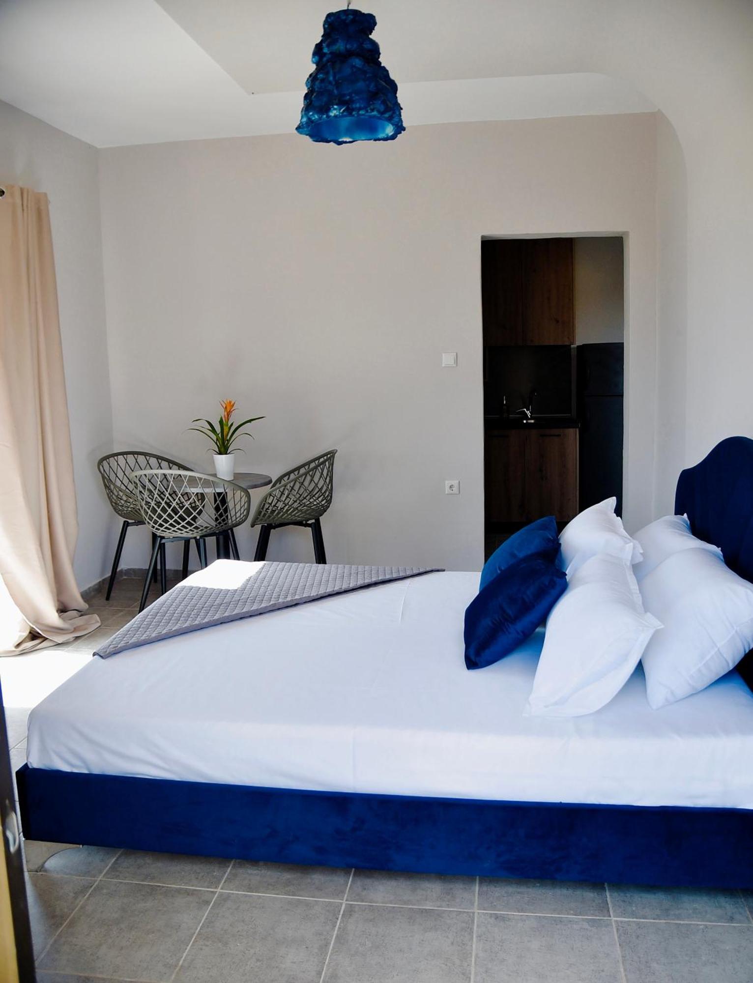 Room Nine 9 Beachfront Apartments Nea Kallikrateia Exterior foto